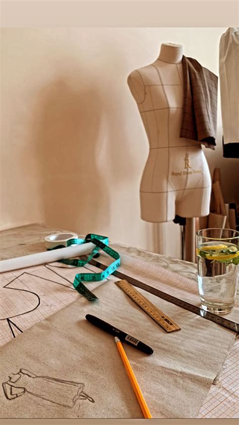 Эстетика шитья | Fashion dream job, Fashion design collection, Fashion ...