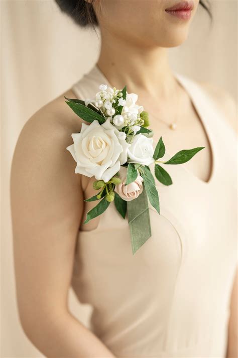 Shoulder corsage wedding – Artofit