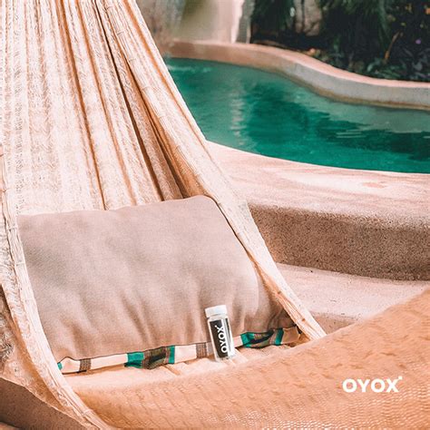Social media for OYOX on Behance
