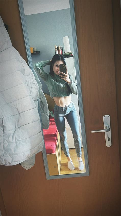 Amy Carter : r/HottestAbs