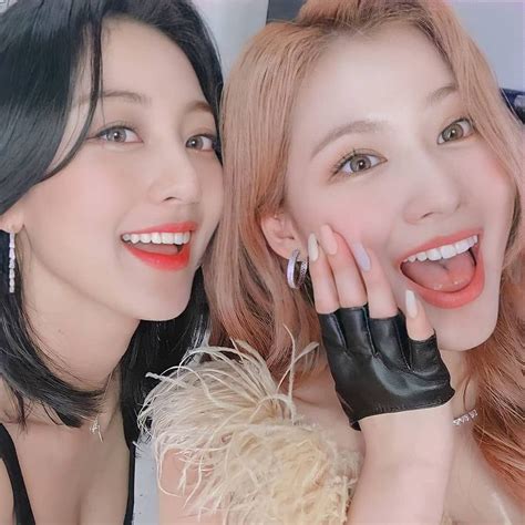twice sahyo icons | Pearl earrings, Earrings, Fashion