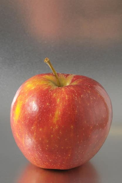 Premium Photo | Red apple