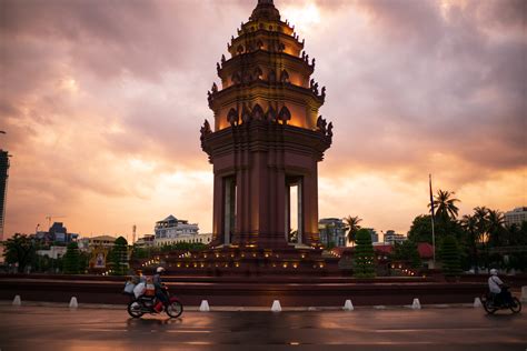 places  explore  phnom penh