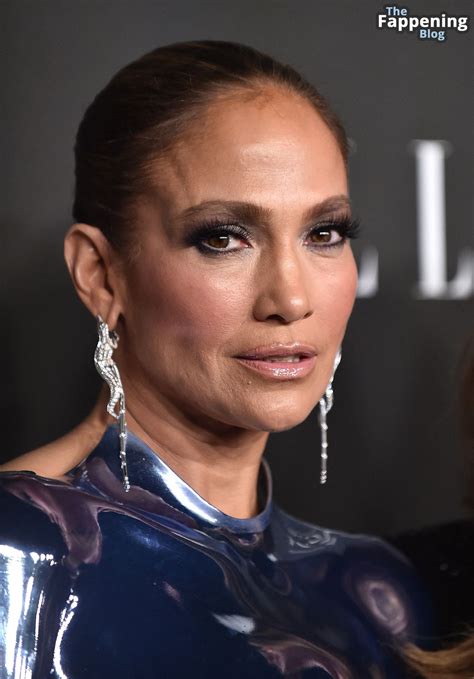 Jennifer Lopez Displays Nice Underboob at Elle’s 2023 Women in