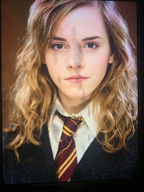 Emma Watson cumtribute : u/bassnicholasTaiwan