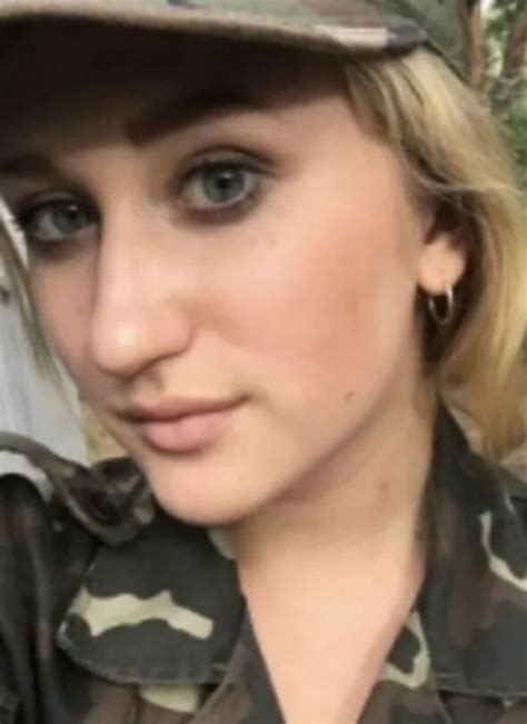 Ukrainian refugee fires back at critics after becoming stuck in love ...