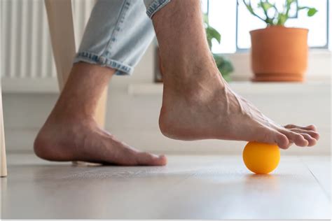 Poor Circulation in Your Feet? Here's What To Do | Incrediwear