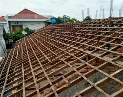 kayu rangka atap rumah terbaik kayu rangka atap rumah tahan rayap
