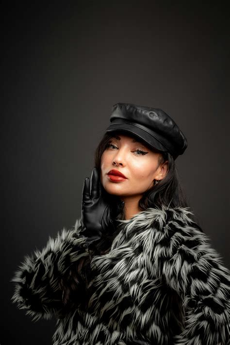 Лучшие фото (200 000+) по запросу «Сиськи+женские» · Скачивайте