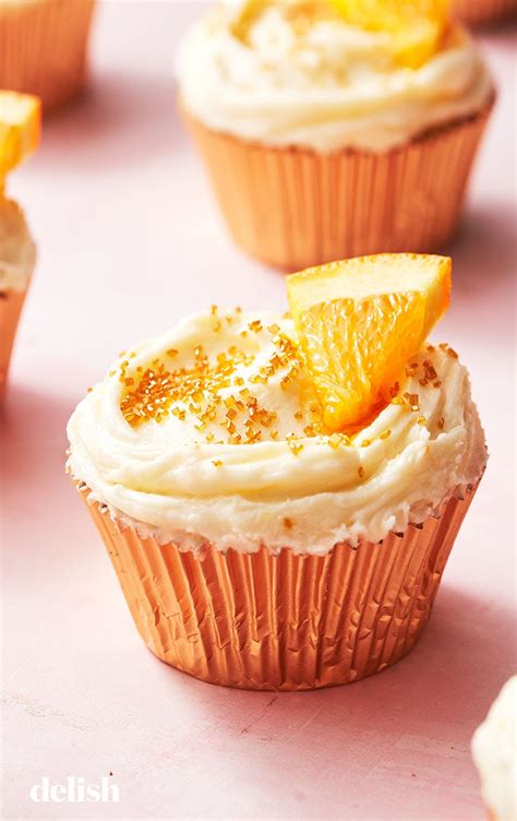 47 Best Christmas Cupcake Recipes - Festive Christmas Cupcake Ideas