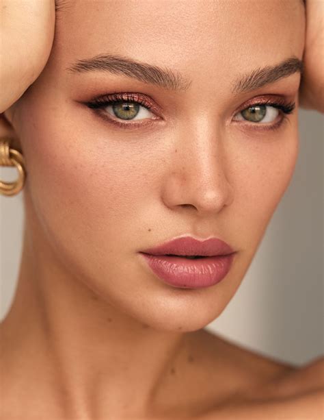 Tallest female models