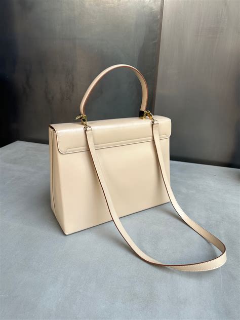 Recycle Salvatore Ferragamo – Wonder Journal. store