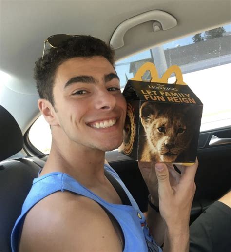 lore  luigi mangione   cryptic