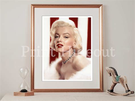 Marilyn Monroe Vintage Glamour Colour Art Print Marilyn Monroe Wall Art