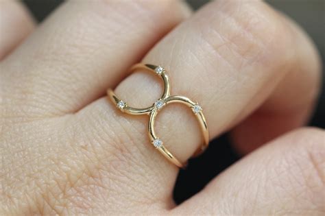 double loop ring