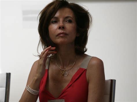 Цветелина Бориславова пред ПИК: Забравих атентата, не бива да го ...