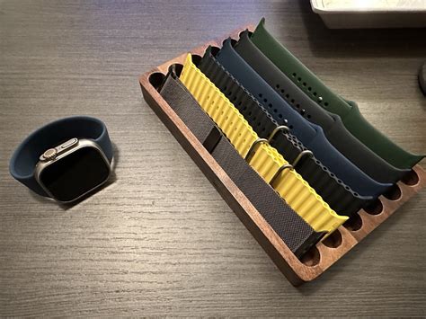 Picked up a new Watch band display case. : r/AppleWatch