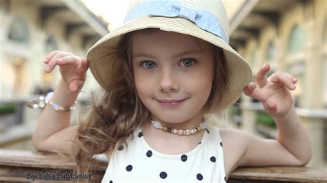 Vlada - YouTube