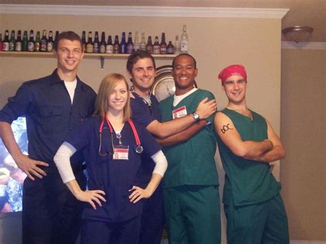 21 Group Halloween Costumes That Are Just Perfect | Pleated Jeans