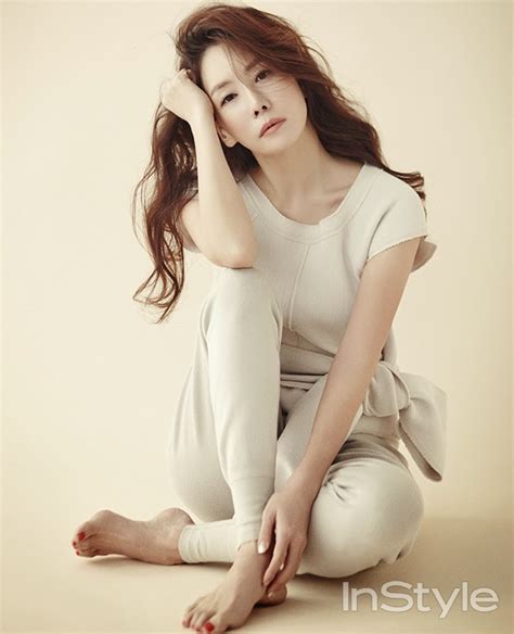 Kim Jung Eun - InStyle April 2015 : Daily Korean ShowBiz News