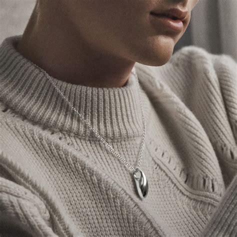 Georg Jensen REFLECT Silver Drop Pendant Medium 20001298