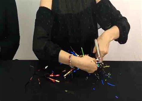 Easy DIY Confetti Balloons For New Years - DIY Joy