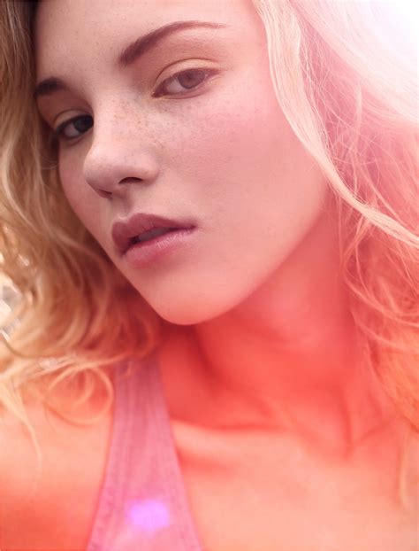 Rachel Yampolsky : r/Just_Before_She_Does