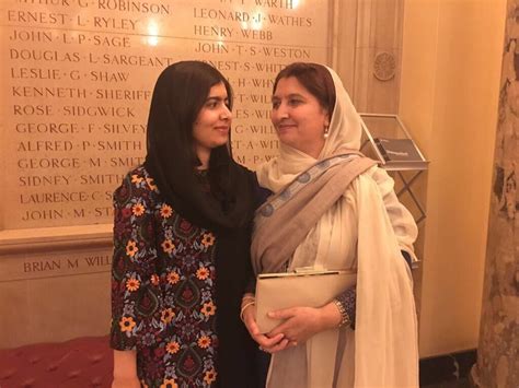 Malala Yousafzai Mother