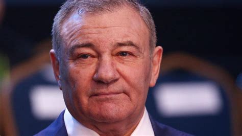 Миллиардер Аркадий Ротенберг назвал себя владельцем "дворца Путина"