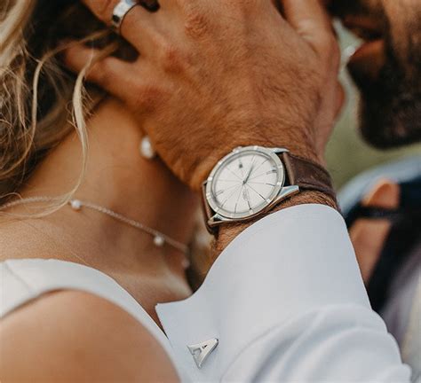 Official e-shop of the watch manufacturer PRIM
