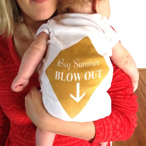 Expect the viral curly blowout taper to dominate the summer scene 11