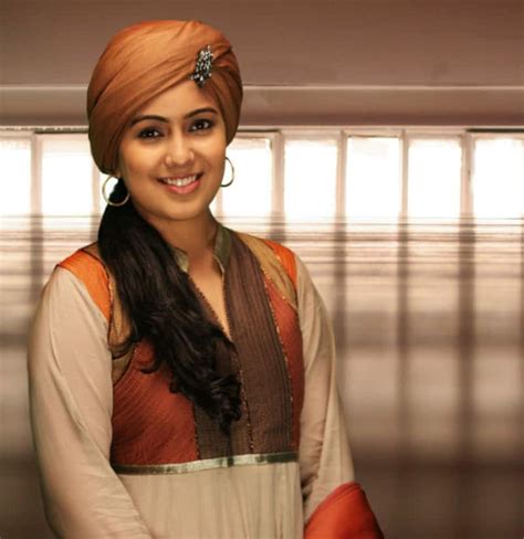 singer harshdeep kaur ties  knot    friend mankeet singh