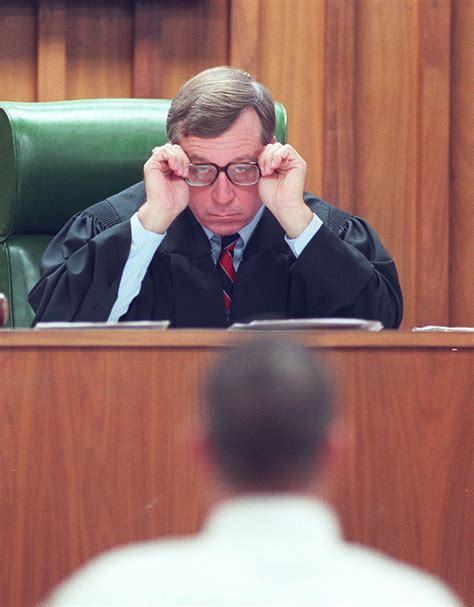 Longtime Hampton judge Christopher Hutton to retire – Daily Press