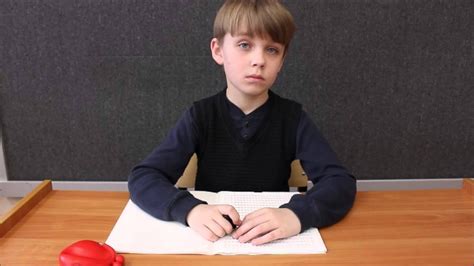 Учимся ориентироваться грифелем в приборе для письма и чтению по Брайлю ...