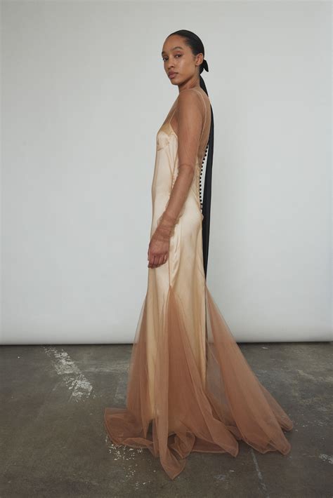 Violette Tulle Sheath – Kamperett