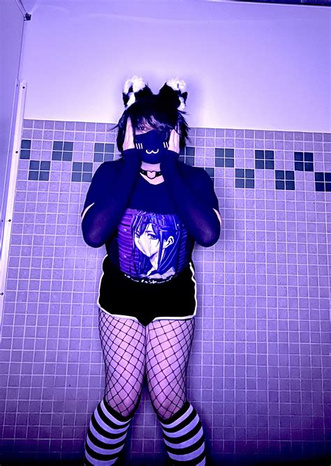 What would you do if you found a femboy in a public restroom at 2am? >~