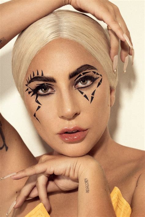 Lady Gaga Photoshoot : LADY GAGA Arrives at a Photoshoot in New York 07 ...