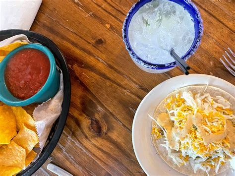 Downtown Roswell, Georgia: The Best Restaurants, Shops & Parks - Little