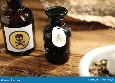 poison ivy warning sign royalty  stock photography cartoondealer