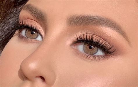 Best Eye Makeup Tips For Brown Eyes To Make Them Pop