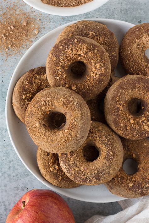 Vegan Apple Cider Donuts - Flora & Vino