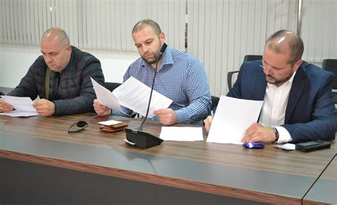 Подписани са 173 договора за изпълнение на инфраструктурни проекти в ...