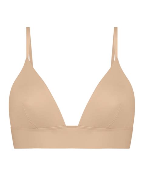 Hunkemöller's new Signature Collection is a second-skin base for every ...