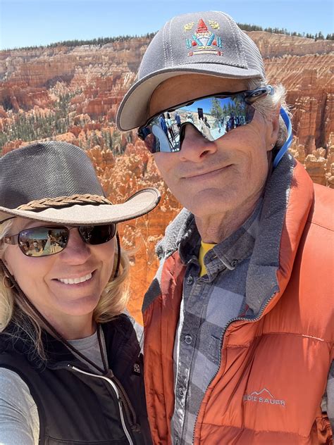 Happy Campers: Outdoor-loving couples find fun and friendships serving