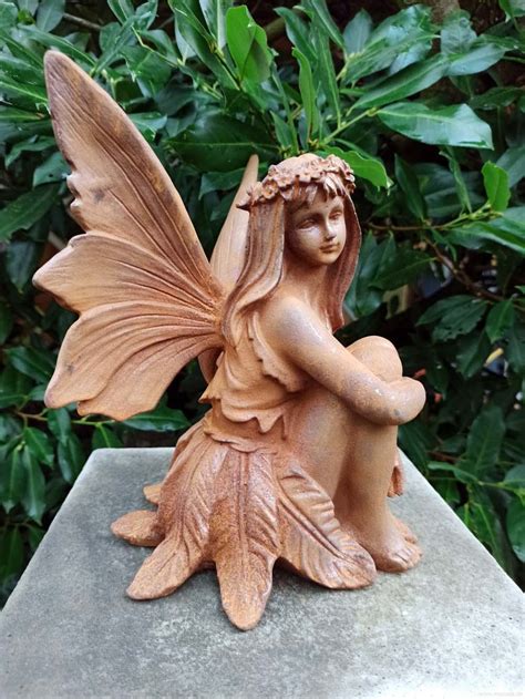 Elfe Meril aus Gusseisen - Eisen Rost