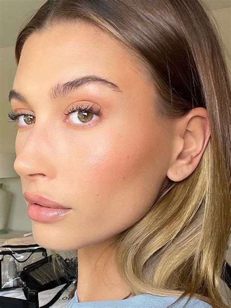 6 Glowing-Skin Tips Hailey Bieber's Makeup Artist Swears By | Who What Wear