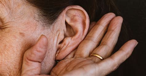 Causes and Prevention of Noise-Induced Hearing Loss - Facty Health