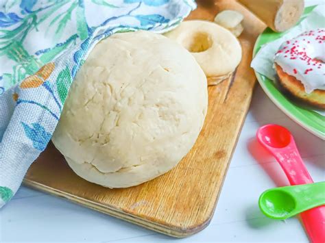 Тесто для пончиков дрожжевое рецепт с фото пошагово - 1000.menu