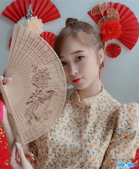 Idol livestream Phương Anh Trương