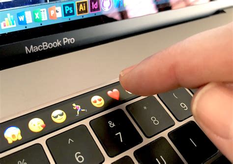 Як настроїти Touch Bar на MacBook Pro